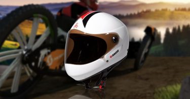 Triple-8-Downhill-Racer-Helmet-Review-1