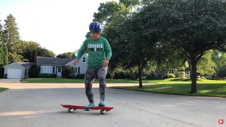How to Ride RipSticks - Push off foot and place it on the tail 