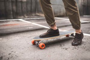 Braking With Your Foot - skateboarding break 