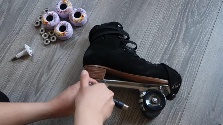 Change Roller Skate Wheels