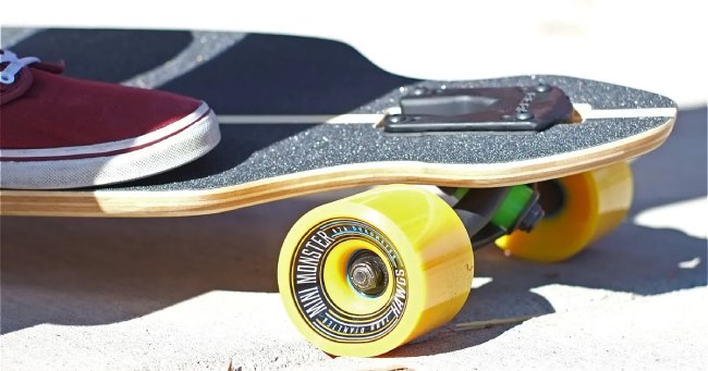 Why Tighten Your Skateboard  Wheels - Prevent any wheel bite