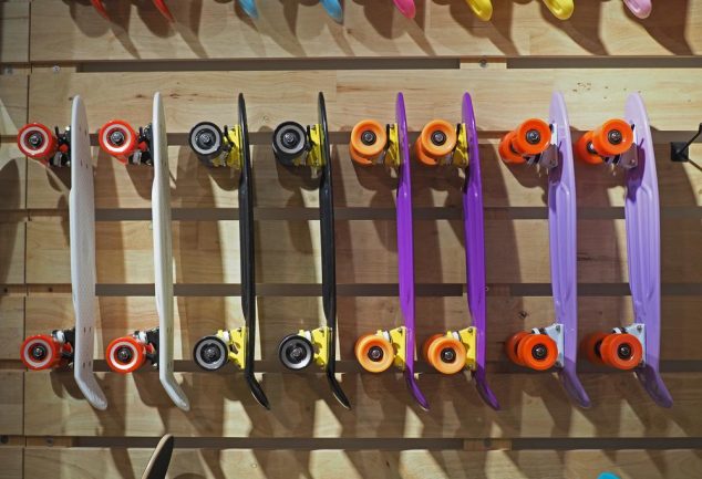 How to hang skateboard on wall without nails