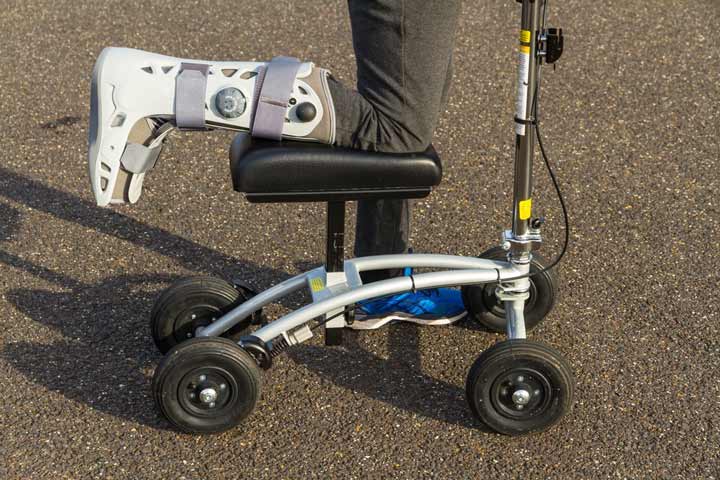 How Are Knee Scooters Used